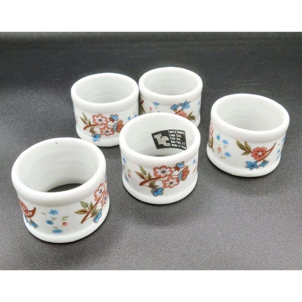 Set of 5 Town and Country Linen Corp Porcelain Floral Napkin Rings Fifth Ave. NY